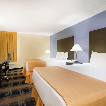 Days Inn By Wyndham Wilkes Barre Eksteriør billede